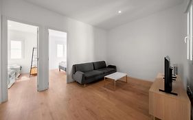 2 Bedrooms 1 Bathroom Furnished - Delicias - Bright - Mintystay