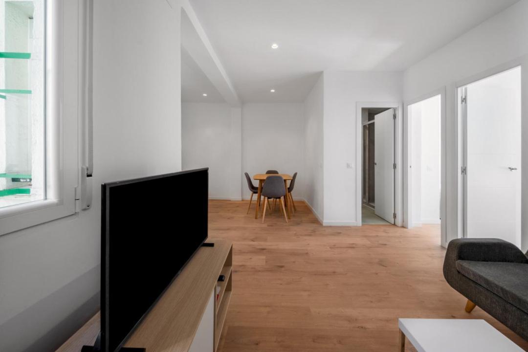 2 Bedrooms 1 Bathroom Furnished - Delicias - Bright - Mintystay Madrid Exterior foto